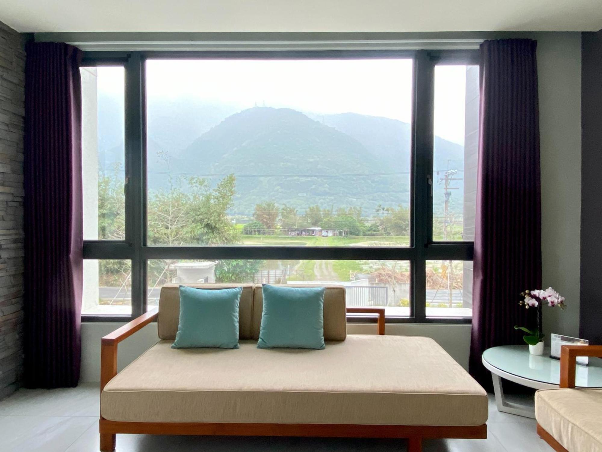 Follow The Cloud B&B Jialin Rum bild